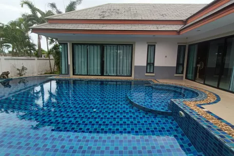 Villa à Pattaya, Thaïlande 3 chambres № 136947 - photo 8