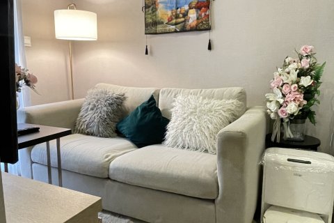 Studio dans le Condo à Din Daeng, Bangkok, Thaïlande № 164590 - photo 4