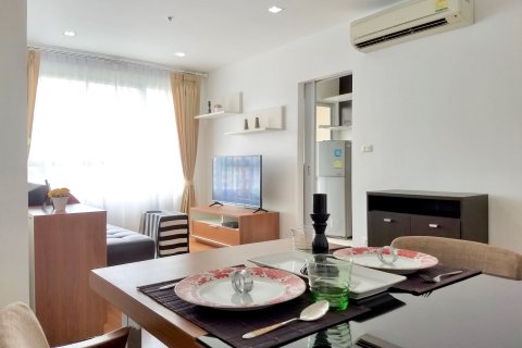 Studio in the Condo in Khlong Toei, Bangkok, Thailand  № 164595 - photo 3