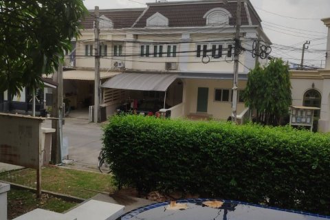 Таунхаус в Правете, Бангкок, Таиланд с 3 спальнями  № 164593