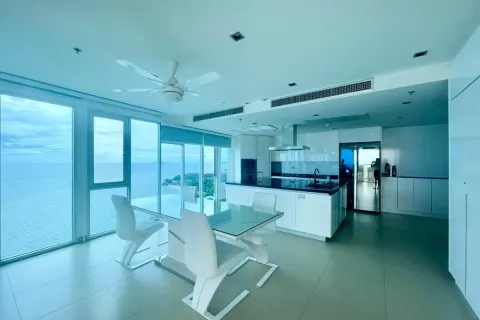 Casa de 7 dormitorios en Pattaya, Tailandia № 211065 - foto 17