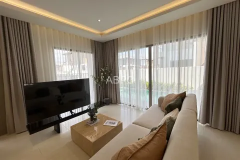 Casa de 3 dormitorios en Pattaya, Tailandia № 211069 - foto 10