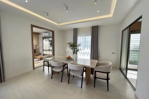 Casa de 3 dormitorios en Pattaya, Tailandia № 211069 - foto 9