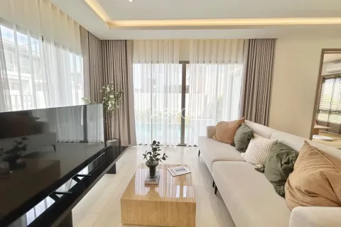 Casa de 3 dormitorios en Pattaya, Tailandia № 211069 - foto 5