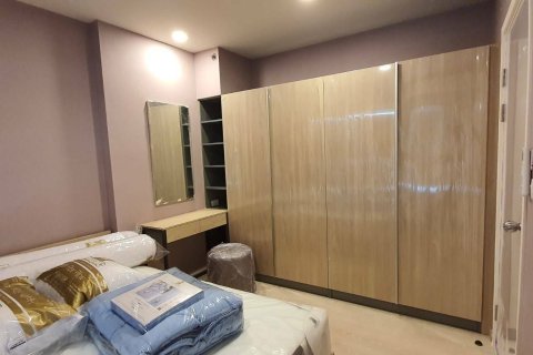 Studio in the Condo in Chatuchak, Bangkok, Thailand  № 156250 - photo 12