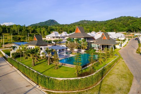 Villa in Hua Hin, Thailand 3 bedrooms № 169979 - photo 10