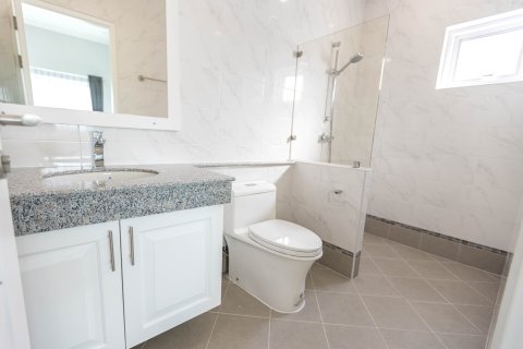 Villa in Hua Hin, Thailand 3 bedrooms № 169979 - photo 8