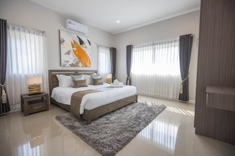 Villa in Hua Hin, Thailand 3 bedrooms № 169978 - photo 11