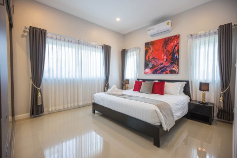 Villa in Hua Hin, Thailand 3 bedrooms № 169978 - photo 10