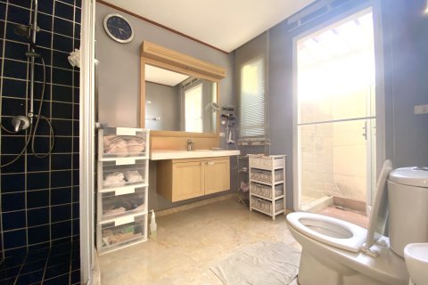 House in Bang Khen, Bangkok, Thailand 6 bedrooms № 154953 - photo 7