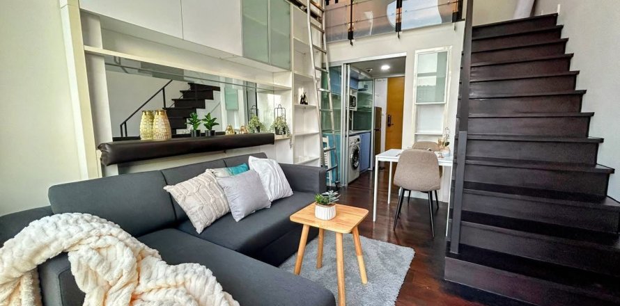 Studio dans le Condo à Khlong Toei, Bangkok, Thaïlande № 154959