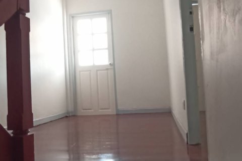 Duplex in Bang Kapi, Bangkok, Thailand 4 bedrooms № 161853 - photo 2