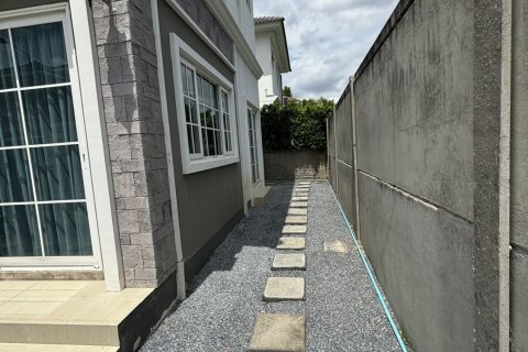 Duplex in Phasi Charoen, Bangkok, Thailand 4 bedrooms № 161855 - photo 21