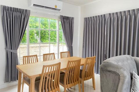 Duplex in Phasi Charoen, Bangkok, Thailand 4 bedrooms № 161855 - photo 4