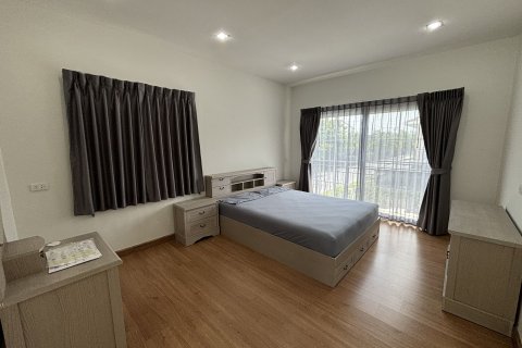 Duplex in Phasi Charoen, Bangkok, Thailand 4 bedrooms № 161855 - photo 11