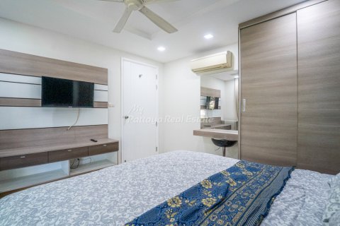 Condo in Bang Lamung, Thailand, 3 bedrooms  № 194706 - photo 9