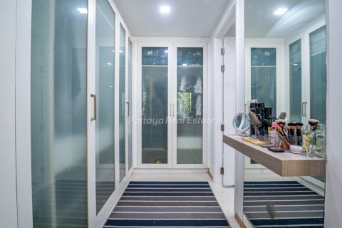Condo in Bang Lamung, Thailand, 3 bedrooms  № 194706 - photo 15