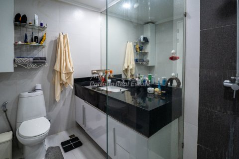 Condo in Bang Lamung, Thailand, 3 bedrooms  № 194706 - photo 16