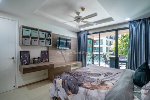 Condo in Bang Lamung, Thailand, 3 bedrooms  № 194706 - photo 13