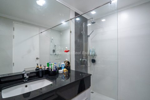 Condo in Bang Lamung, Thailand, 3 bedrooms  № 194706 - photo 17