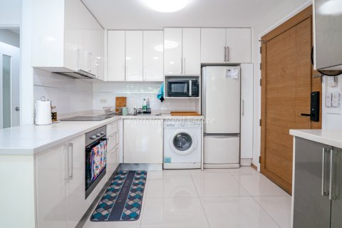 Condo in Bang Lamung, Thailand, 3 bedrooms  № 194706 - photo 5