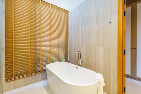 House in Bang Tao, Thailand 4 bedrooms № 153865 - photo 20