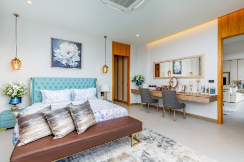 House in Bang Tao, Thailand 3 bedrooms № 153864 - photo 15