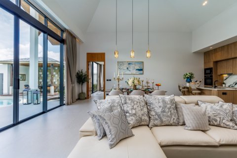 House in Bang Tao, Thailand 3 bedrooms № 153864 - photo 9