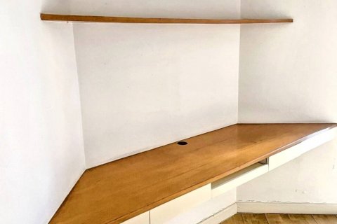 Condo in Bangkok, Thailand, 2 bedrooms № 117182 - photo 10