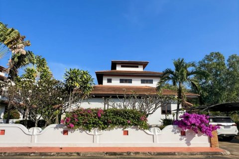 Villa in Hua Hin, Thailand 3 bedrooms № 117184 - photo 2