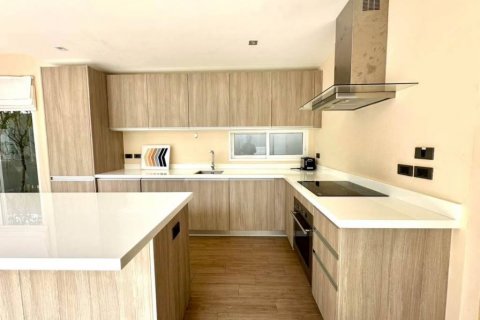 Вилла в Раваи, Таиланд с 3 спальнями  № 117181 - фото 9