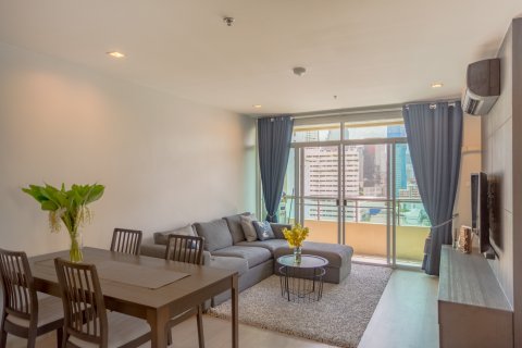 Condo in Bangkok, Thailand, 2 bedrooms  № 143679 - photo 7