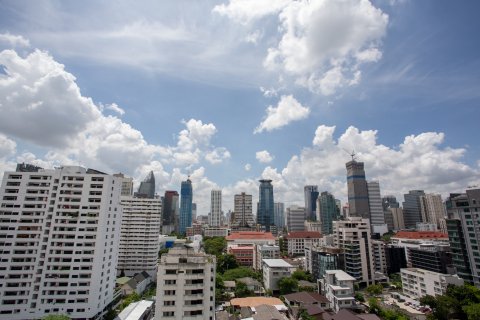 Condo in Bangkok, Thailand, 2 bedrooms  № 143679 - photo 20