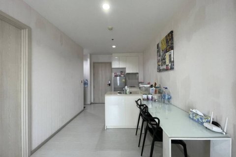 Condo in Khlong Toei, Bangkok, Thailand, 1 bedroom № 173006 - photo 5