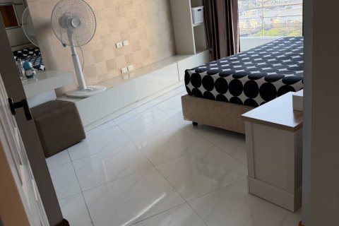 Condo in Bang Kho Laem, Bangkok, Thailand, 2 bedrooms № 173010 - photo 8