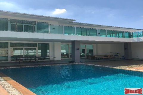 Maison à Pattaya, Thaïlande 3 chambres № 194313