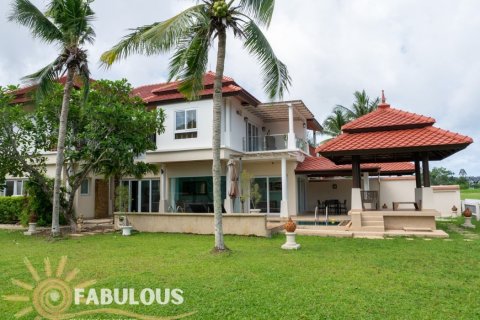 Villa in Bang Tao, Thailand 3 bedrooms № 179444