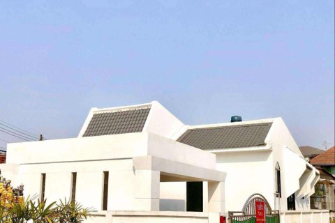 Дом в Чиангмае, Таиланд с 3 спальнями  № 150180