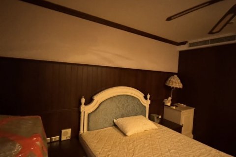 Кондоминиум с 4 спальнями в Сатхоне, Бангкок, Таиланд № 140104 - фото 6