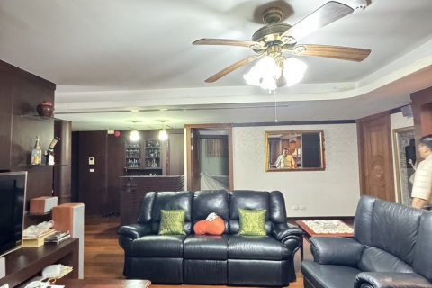 Кондоминиум с 4 спальнями в Сатхоне, Бангкок, Таиланд № 140104 - фото 9