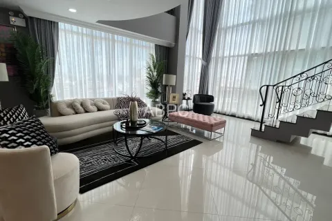Condominio de 3 dormitorios en Pattaya, Tailandia № 211502 - foto 15