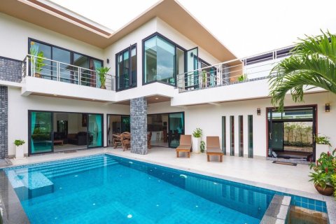 Дуплекс в Пхукете, Таиланд с 5 спальнями  № 162221 - фото 4