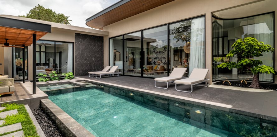 House on Nai Harn Beach, Thailand 3 bedrooms № 162283