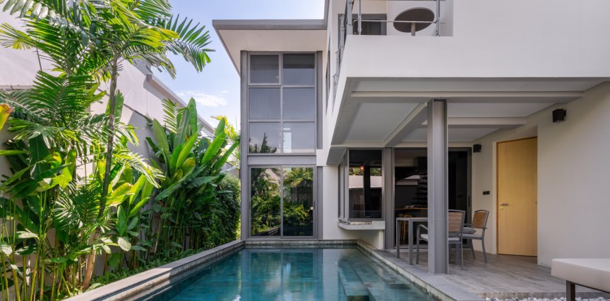 House in Bang Tao, Thailand 2 bedrooms № 162282