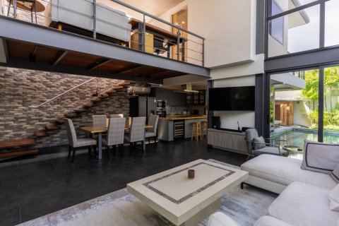 House in Bang Tao, Thailand 2 bedrooms № 162282 - photo 3