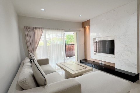 House in Kathu, Thailand 3 bedrooms № 158063 - photo 6