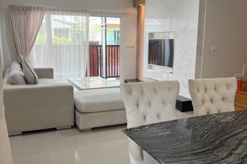 House in Kathu, Thailand 3 bedrooms № 158063 - photo 14