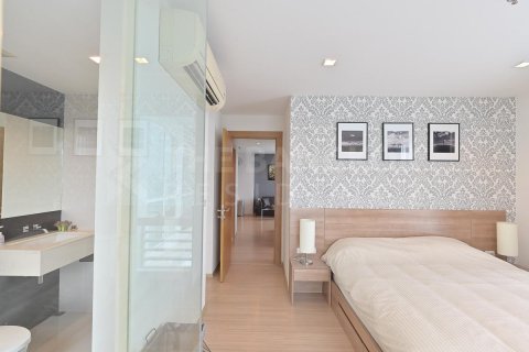 Condo in Bangkok, Thailand, 2 bedrooms № 184262 - photo 10