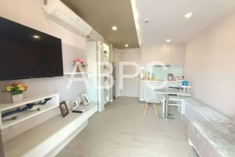 Condominio de 1 dormitorio en Jomtien Beach, Pattaya, Tailandia № 211318 - foto 4