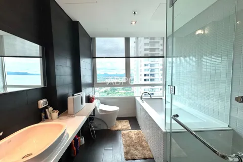 Condominio de 3 dormitorios en Jomtien Beach, Pattaya, Tailandia № 211317 - foto 5